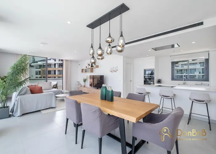 Penthouse With A Private Pool And Sea View In *