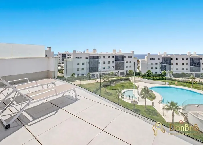 Penthouse With A Private Pool And Sea View In * フエンヒロラ