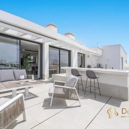 Lejlighed Penthouse With A Private Pool And Sea View In